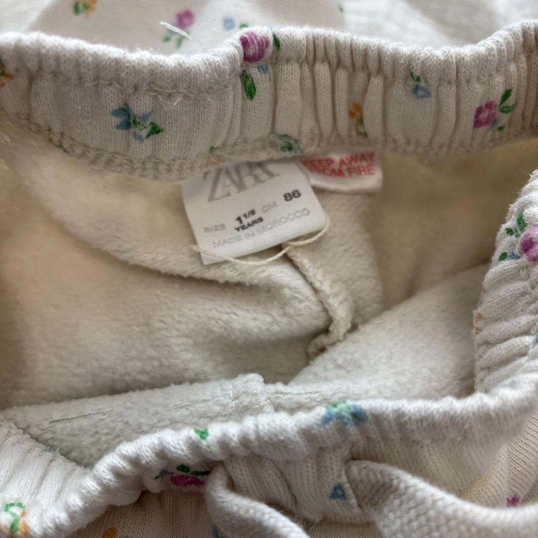 ZARA セットアップ　裏起毛お花柄　女の子　80 90の写真2枚目