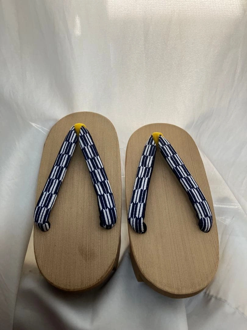 天然木の木製草履 軽量 新品