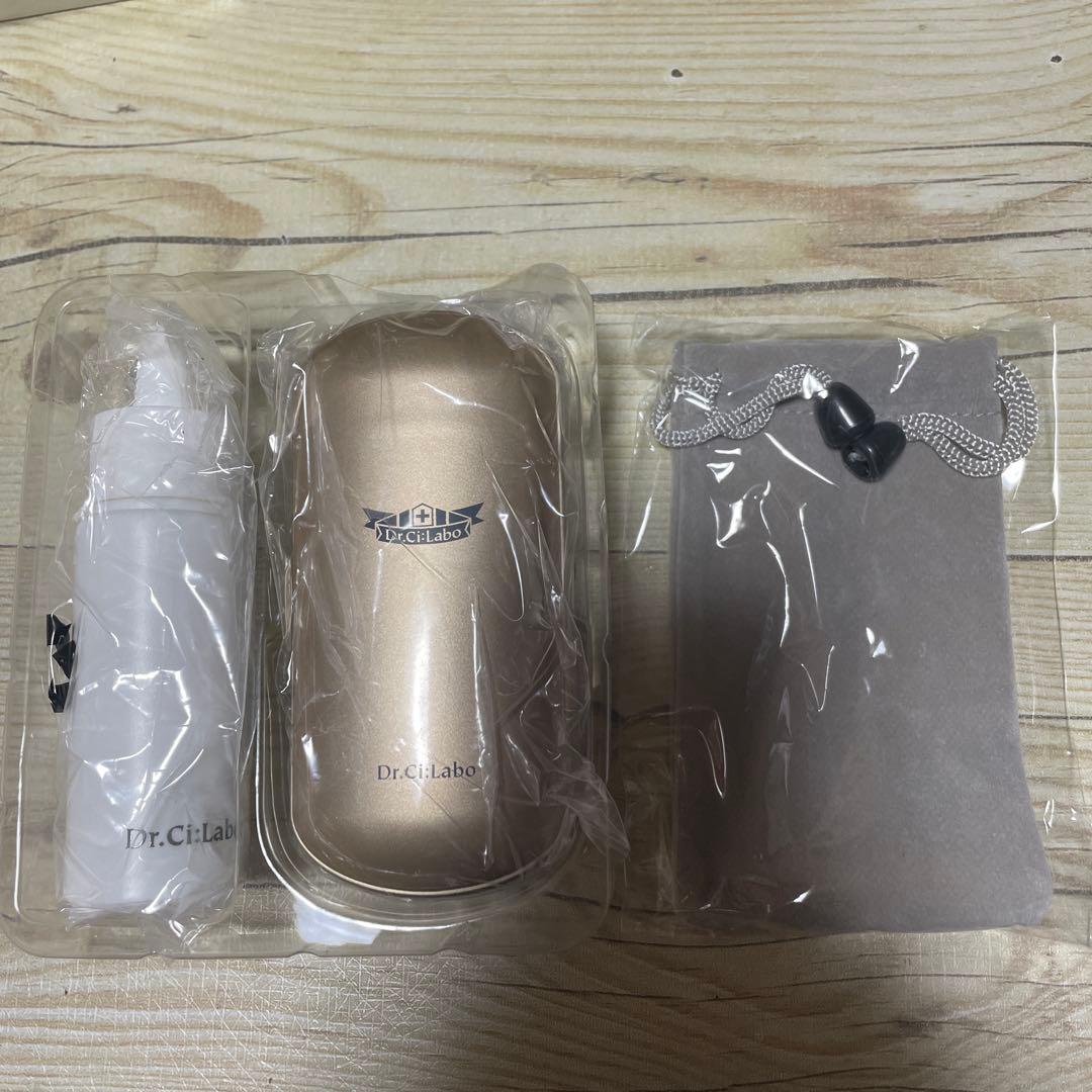 Dr.Ci:Labo Moisture Mist ゴールドの写真2枚目
