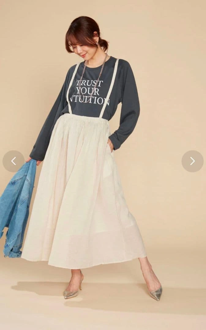定価7689円 美品 Samansa Mos2 サス付ギャザースカート ベージュの写真4枚目