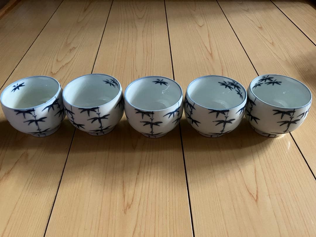 美品　ほぼ新品　竹模様 湯飲み 5個セット（内既使用品1）の写真2枚目