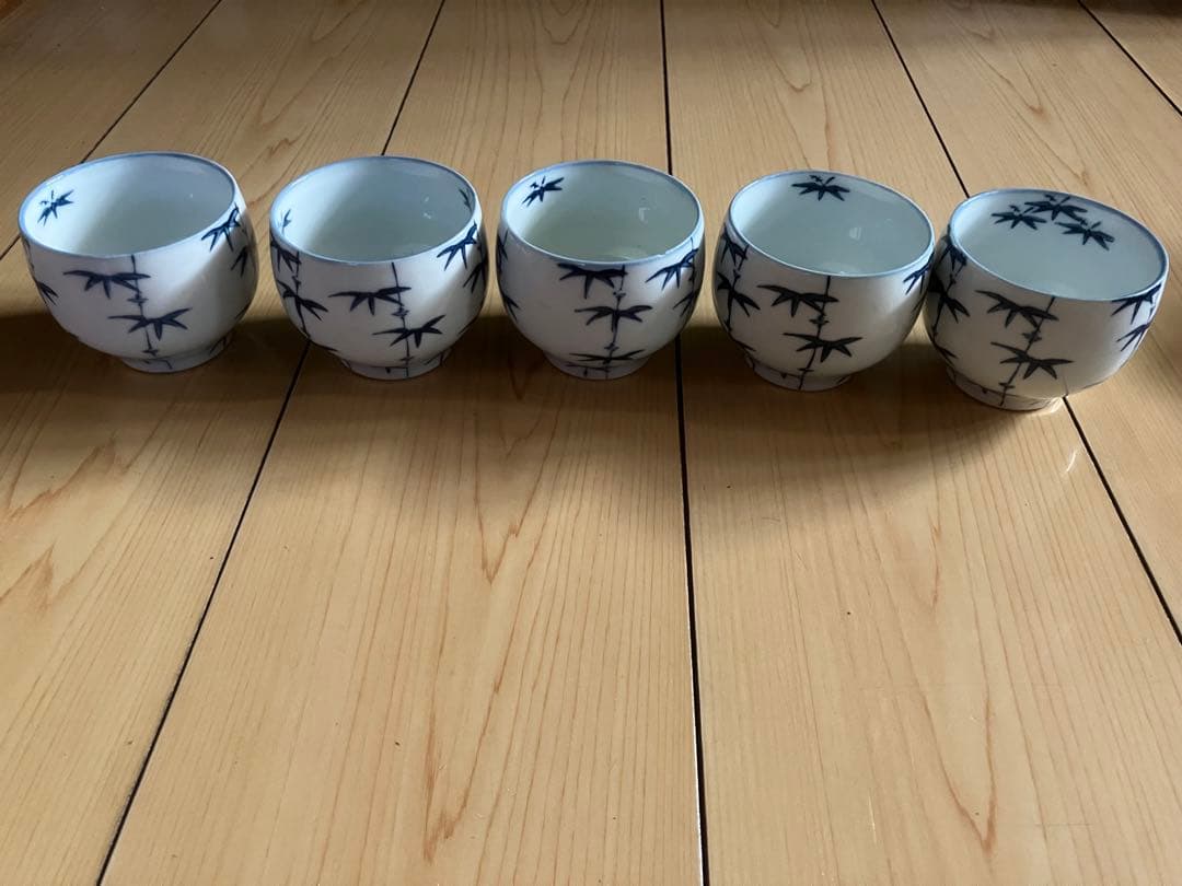 美品　ほぼ新品　竹模様 湯飲み 5個セット（内既使用品1）の写真3枚目
