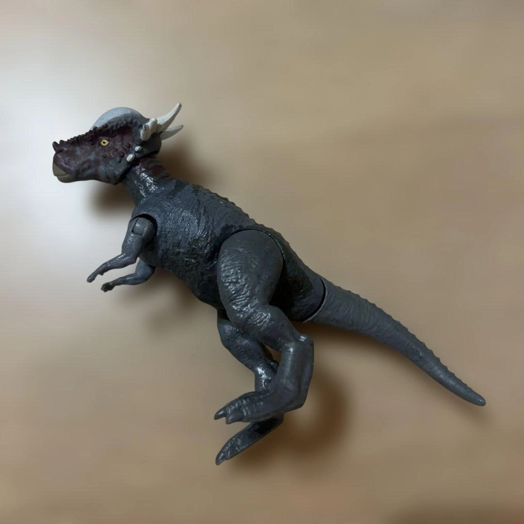マテル ジュラシックワールド スティギー