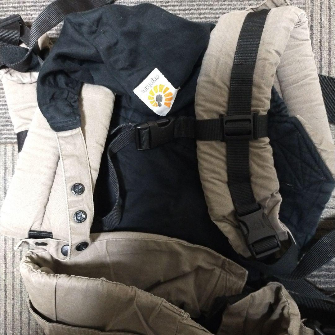 Ergobaby 抱っこ紐 ベージュと黒