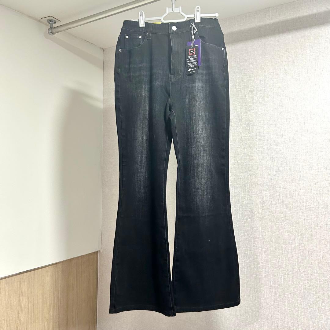 韓国　ブラックブーツカットデニム XLの写真2枚目