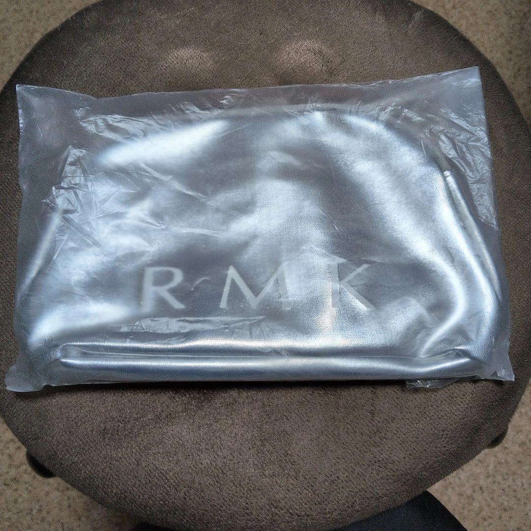 RMK シルバー ポーチ