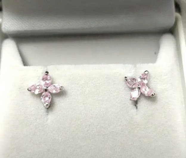 イヤリング ピンク色 花形クリスタル シルバー製