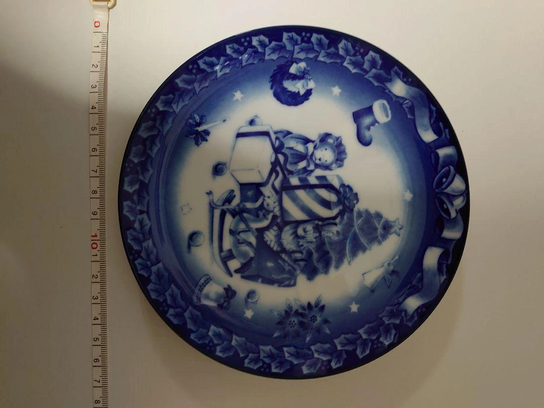 中皿(クリスマス用)の写真2枚目