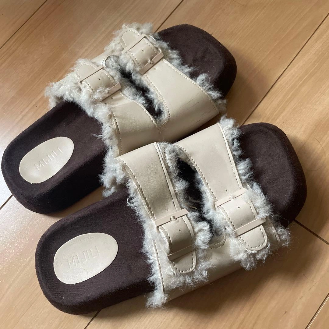 美品 もこもこ サンダル 秋冬の写真2枚目