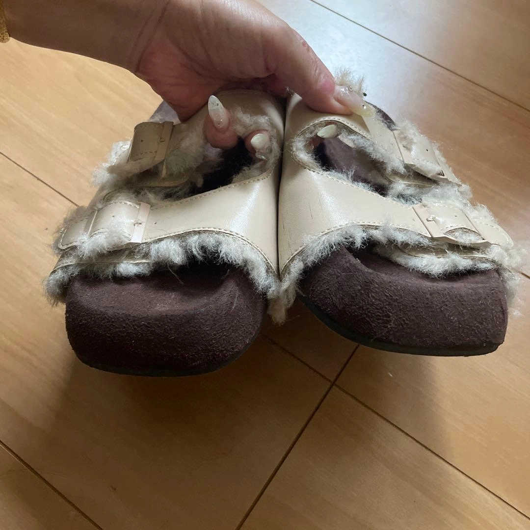 美品 もこもこ サンダル 秋冬の写真3枚目