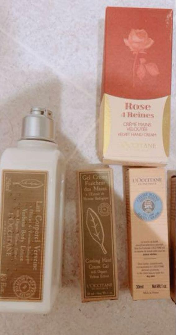 L'OCCITANE ローズ レーヌ ヴェルヴェット ハンドクリームなど計4点の写真2枚目
