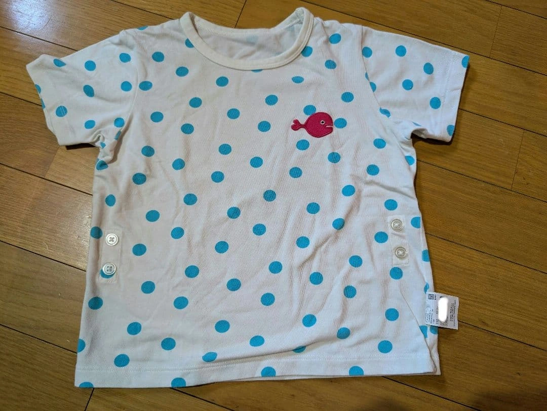 ユニクロ 水玉模様 クジラ刺繍 Tシャツ 110cm