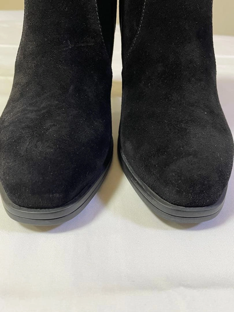 TOD'S トッズ スウェード ショートブーツ 訳ありの写真4枚目