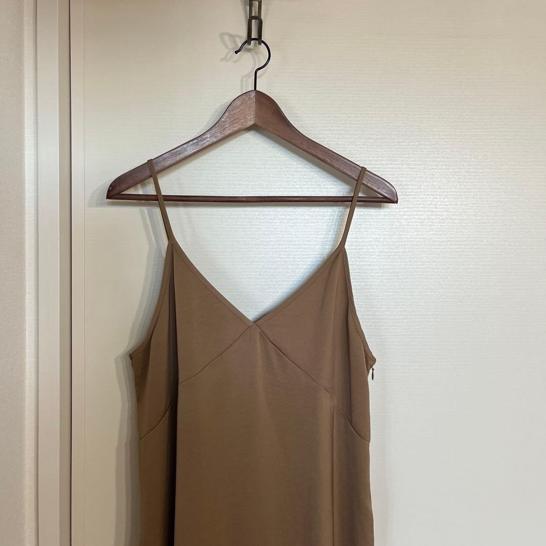 【新品】ユニクロ　大人気完売　キャミソールワンピース　無印良品　GUの写真3枚目