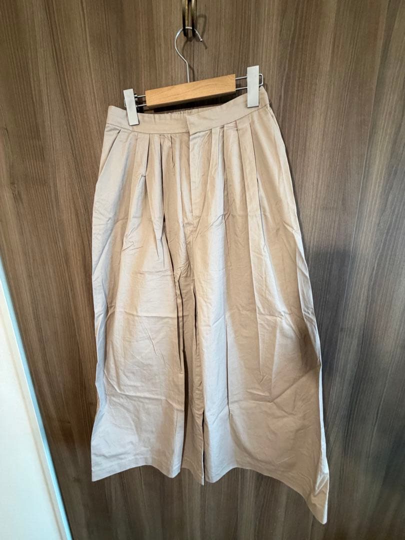 【美品】チノガウチョパンツ　キュロット ジャーナルスタンダードの写真2枚目