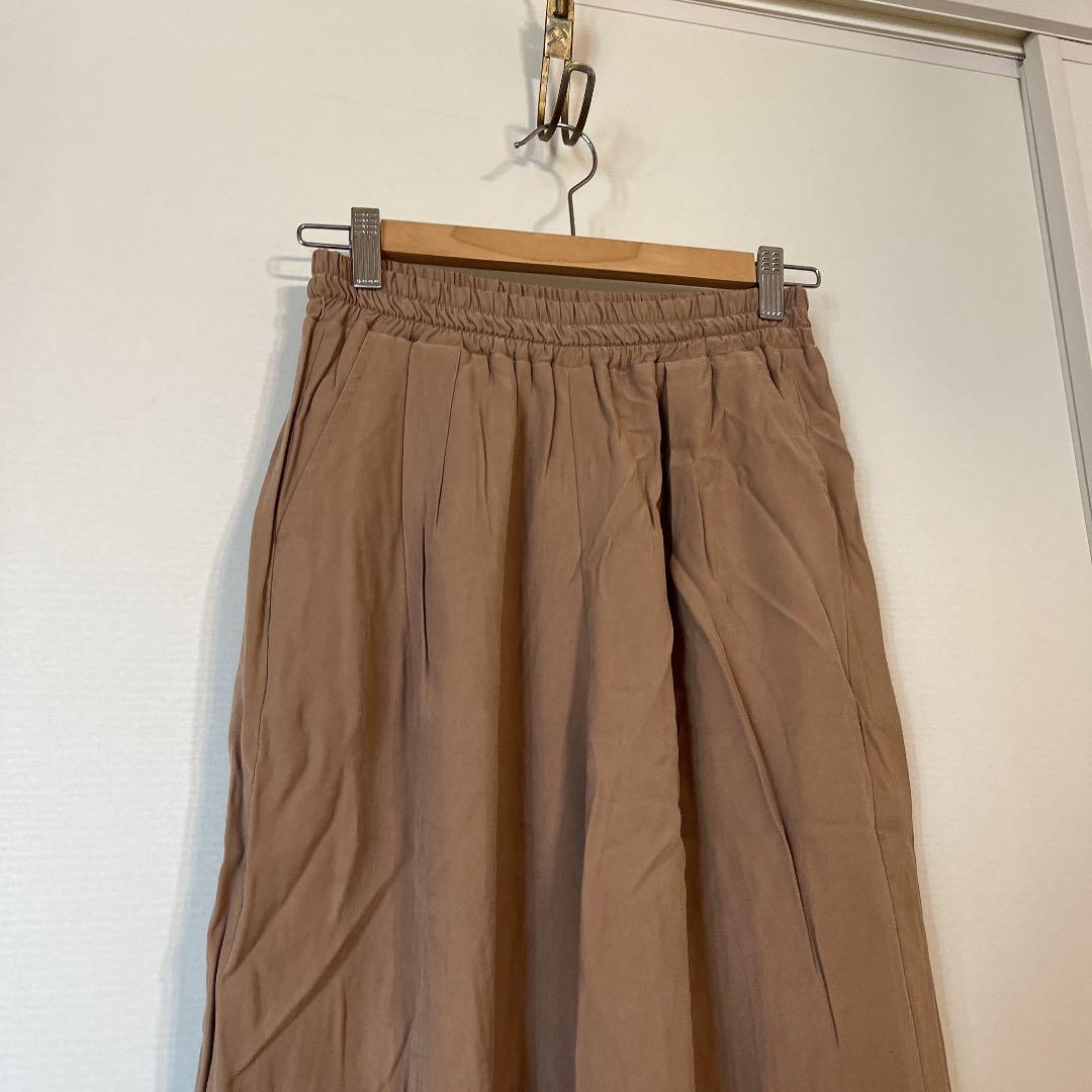【美品】Another Edition ベージュワイドキュロットパンツの写真2枚目