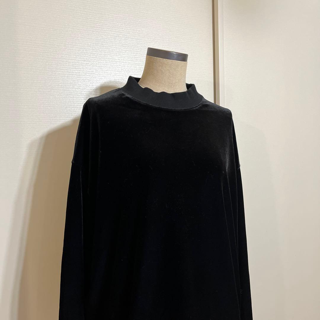 美品【SOLOV ソロヴ】ベロアハイネックk3 cheeky g.v.g.v.の写真2枚目