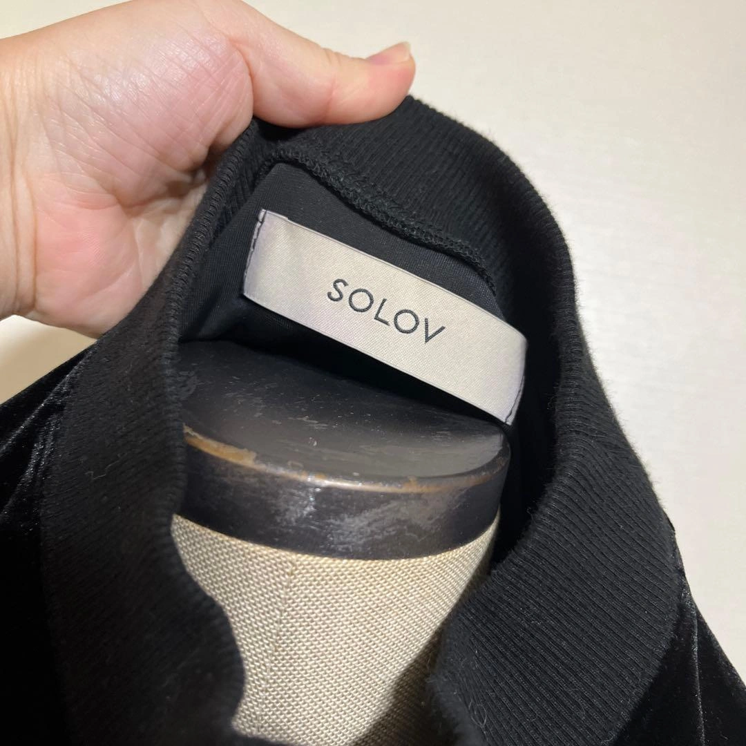 美品【SOLOV ソロヴ】ベロアハイネックk3 cheeky g.v.g.v.の写真4枚目