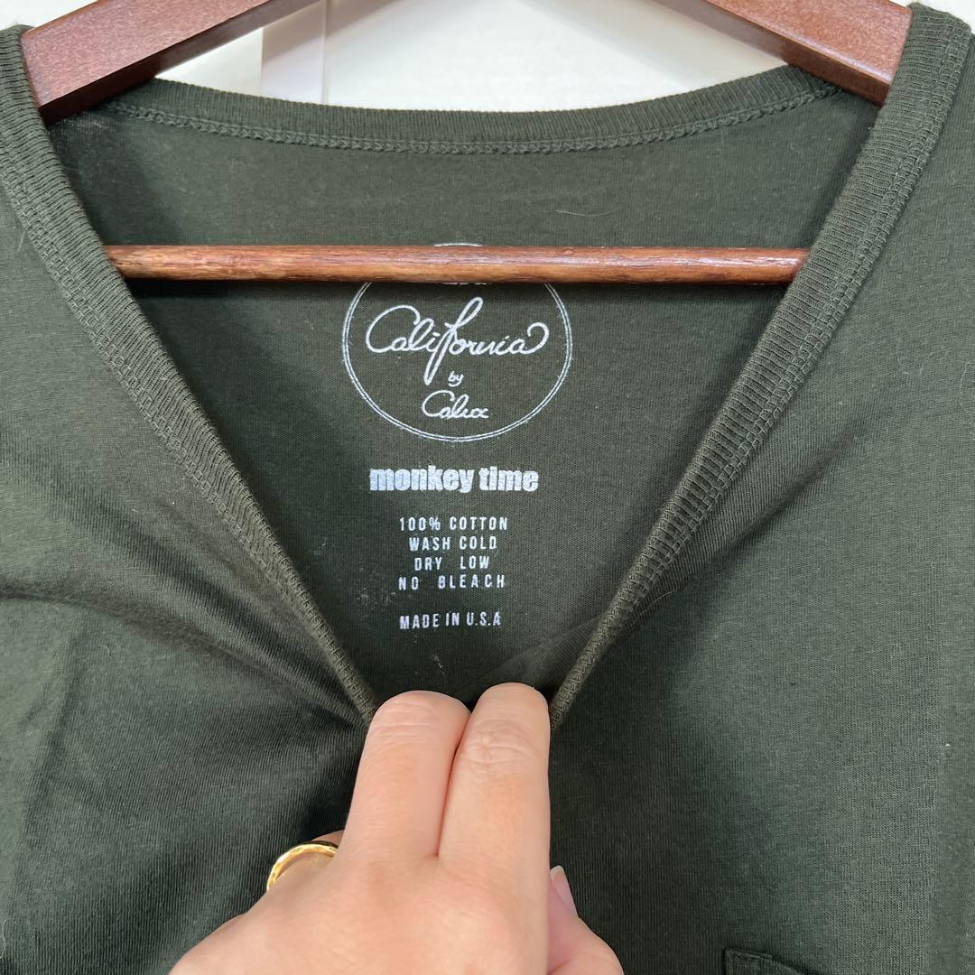 【美品】monkeytime カーキ 無地Tシャツ カットソー インナーの写真3枚目