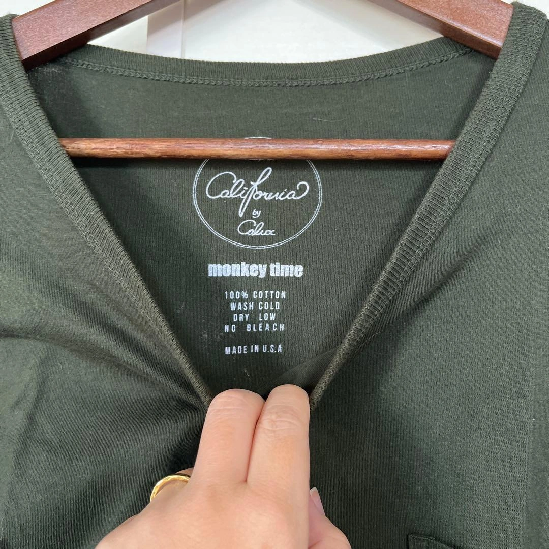 【美品】monkeytime カーキ 無地Tシャツ カットソー インナーの写真3枚目