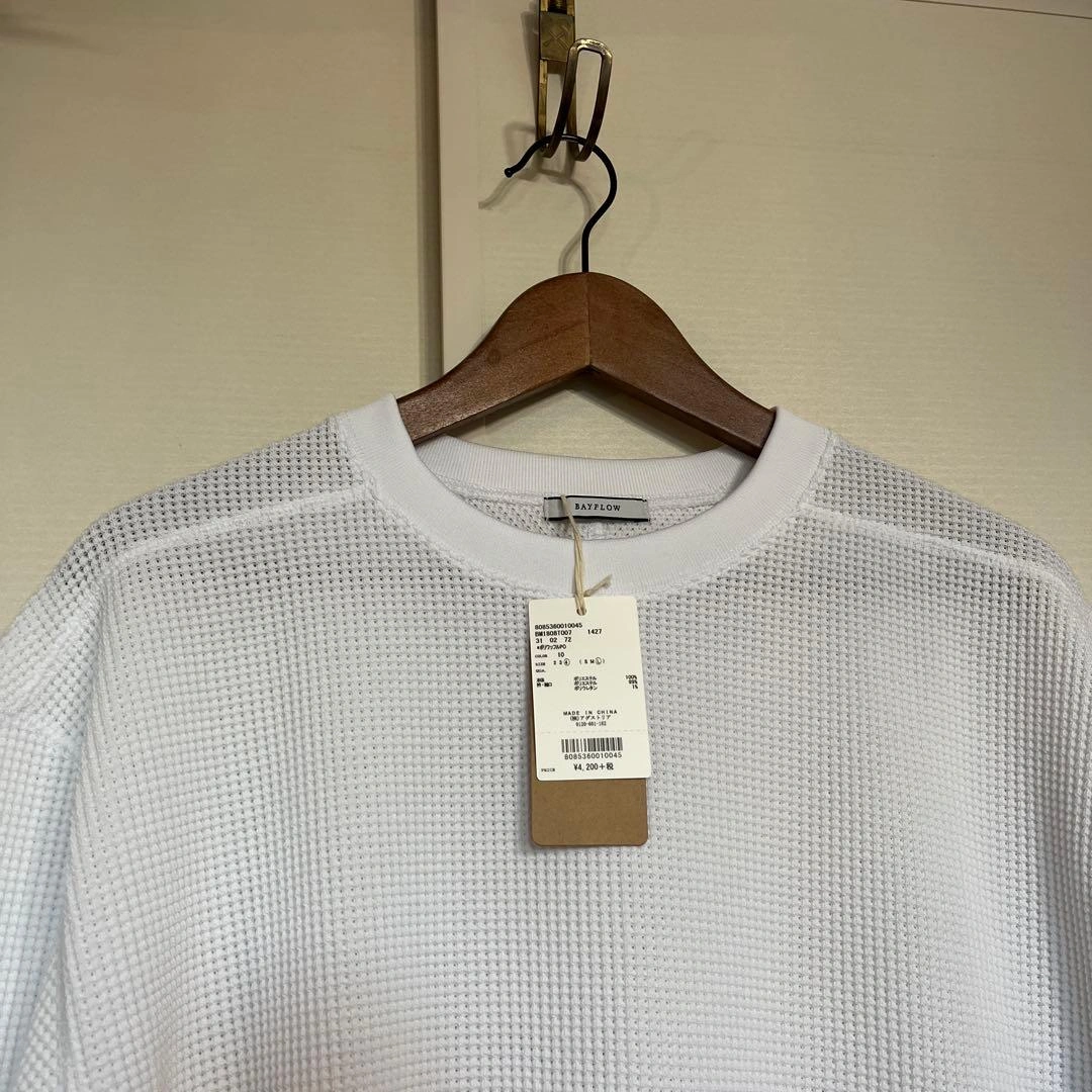 【新品】定価4620円 ベイフロー 白ワッフルプルオーバーの写真2枚目