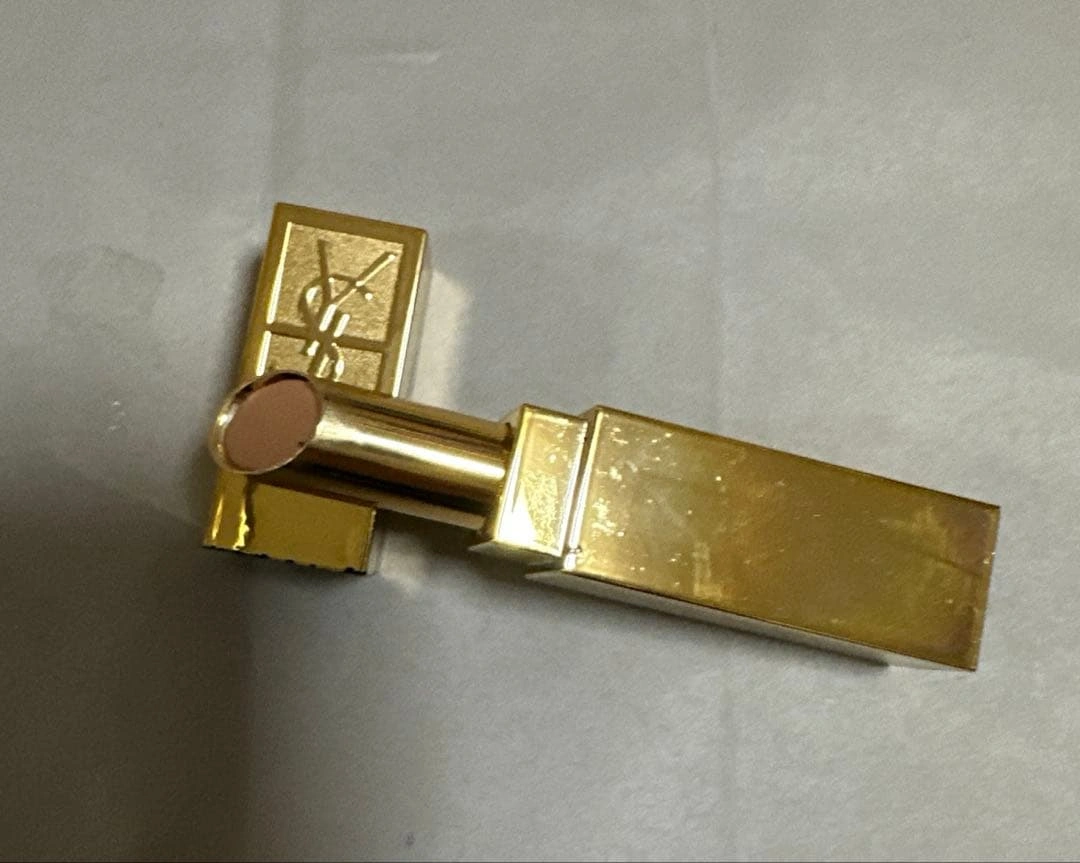 YSL ANTI-CERNES MULTI-ACTION CONCEALER 3の写真3枚目
