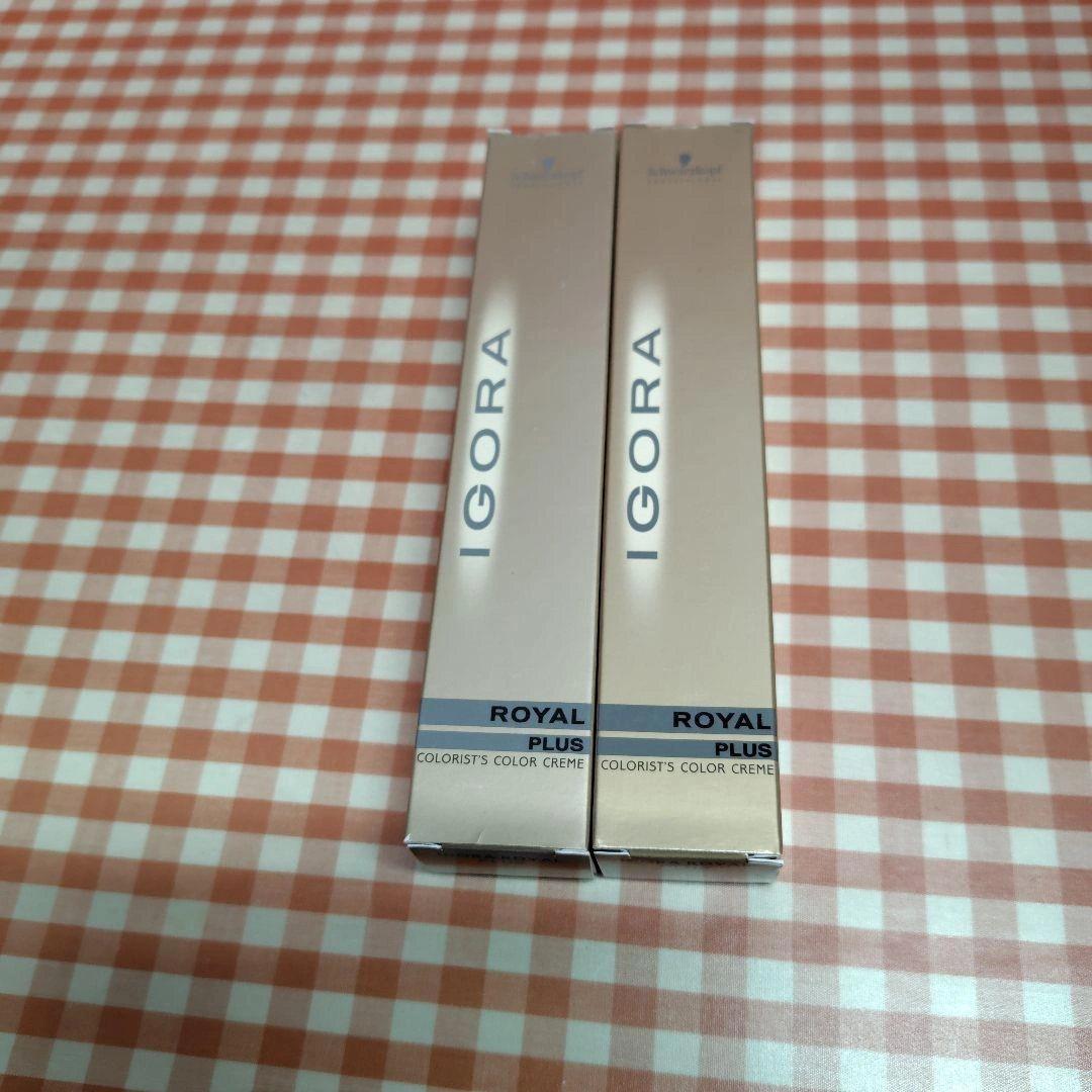 イゴラ ロイヤル プラス B-G7 カラーリング剤 おまけ付きの写真2枚目