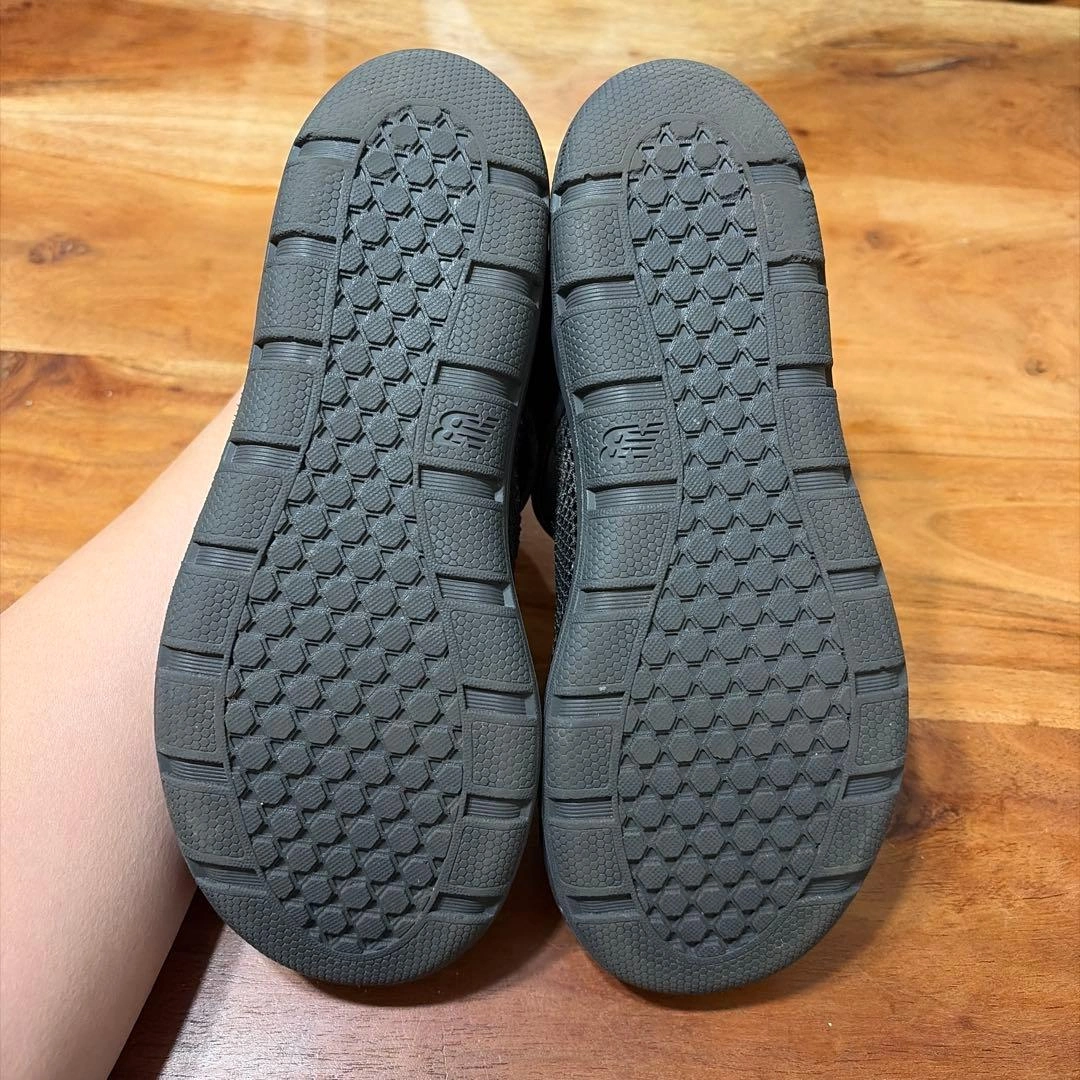 【美品】new balance 水陸両用サンダル 21.5センチの写真5枚目