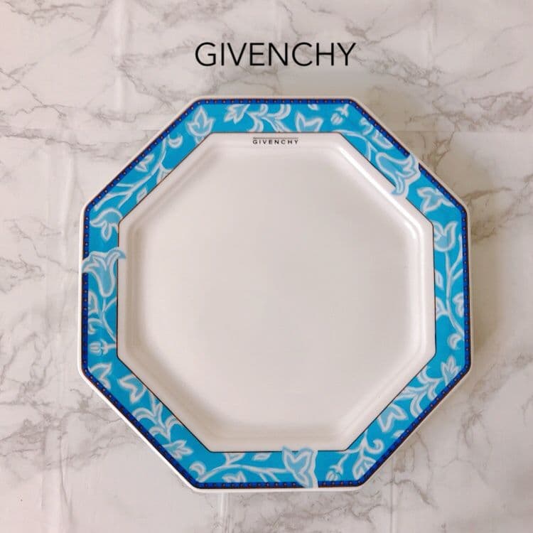 GIVENCHY 八角形皿 26cmの写真2枚目