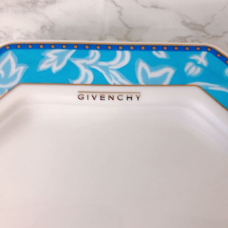 GIVENCHY 八角形皿 26cmの写真5枚目