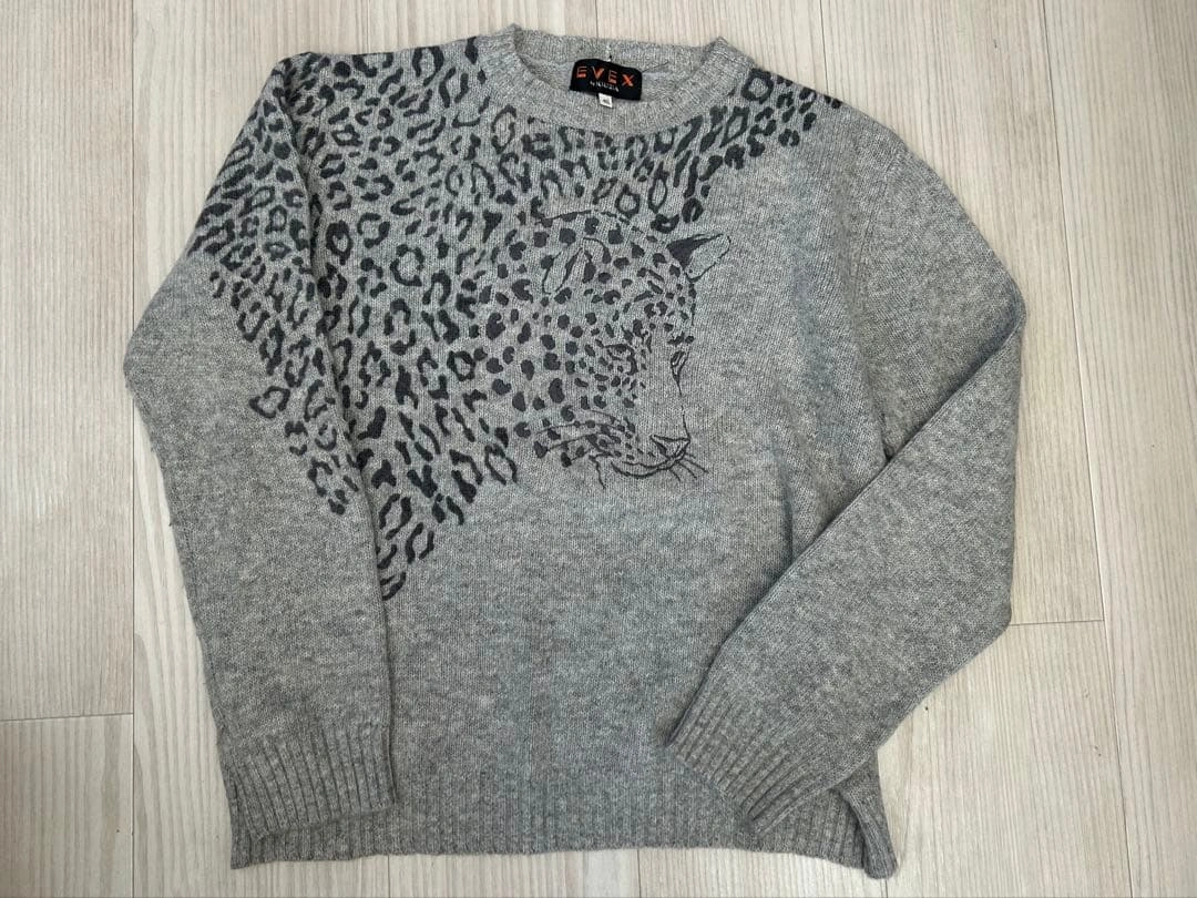 ENEX クリッチアヒョウ柄グレー ニットセーター