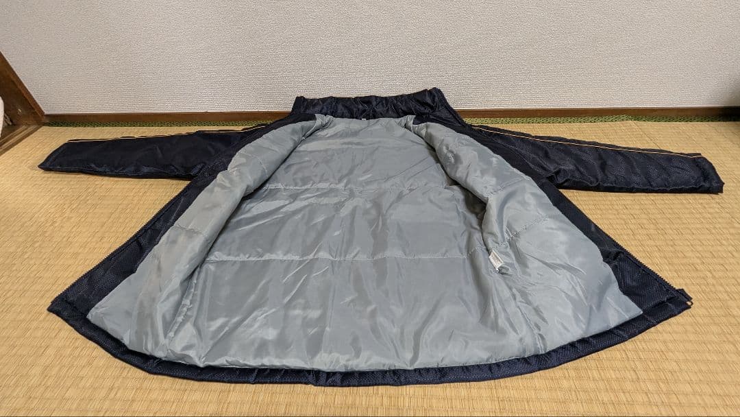 美品 箱根駅伝限定デザインのフルジップジャケット MIZUNO（ミズノ）製の写真6枚目