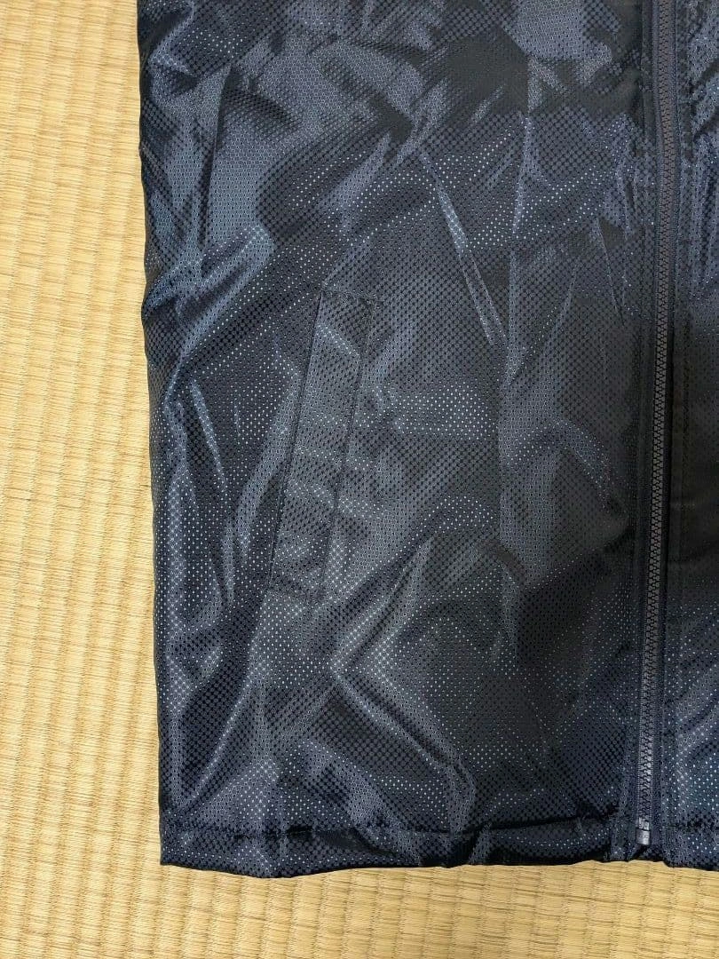 美品 箱根駅伝限定デザインのフルジップジャケット MIZUNO(ミズノ)製の写真9枚目