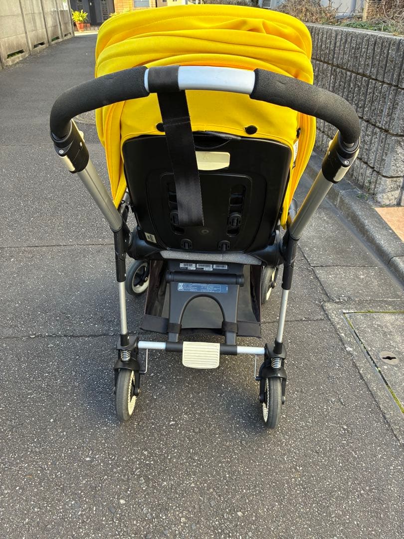 バガブー ビー3 イエロー ベビーカーの写真2枚目