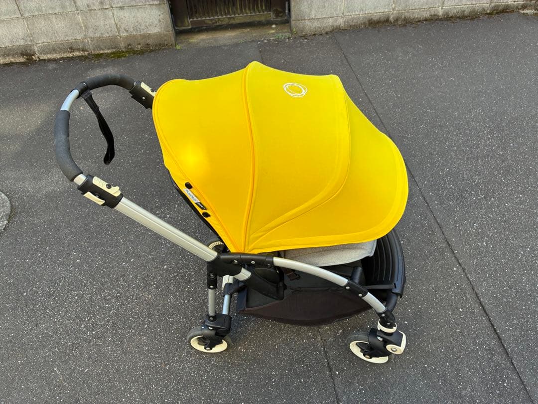 バガブー ビー3 イエロー ベビーカーの写真4枚目
