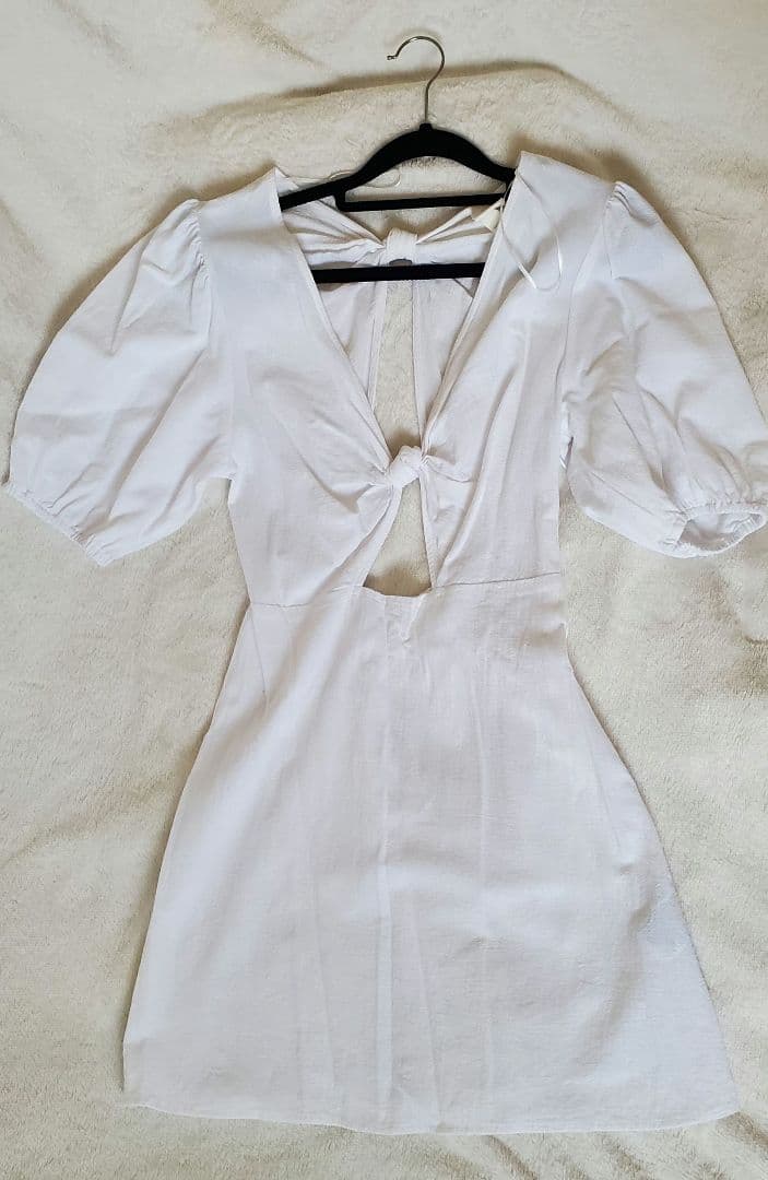 H&M ホワイトドレス