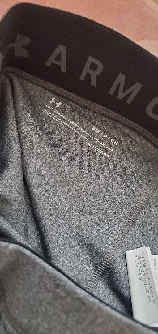 UNDER ARMOUR ヨガウェア スパッツ レギンス SMサイズの写真3枚目