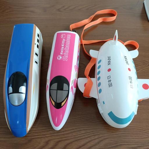 キティ新幹線＆飛行機のお弁当箱 - キャロット（Karrot）