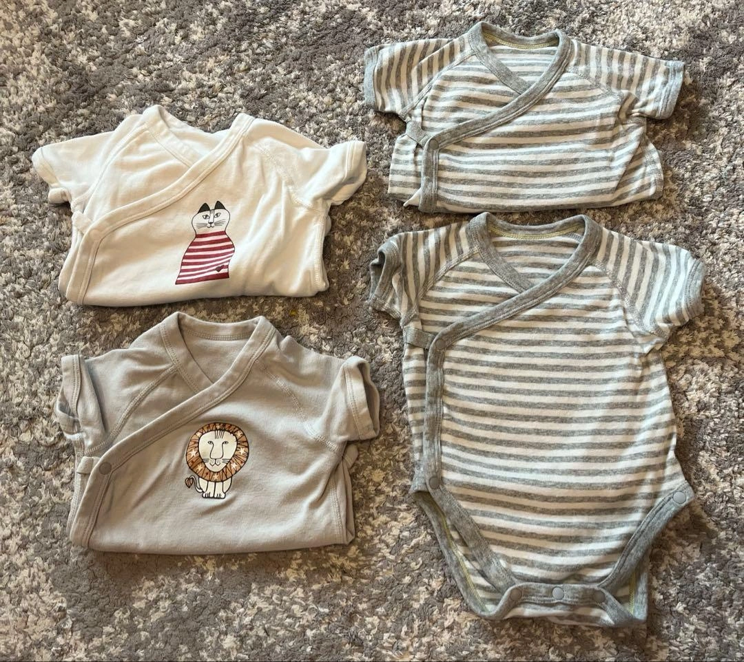 【4枚セット】UNIQLO ベビー肌着 ロンパース 60