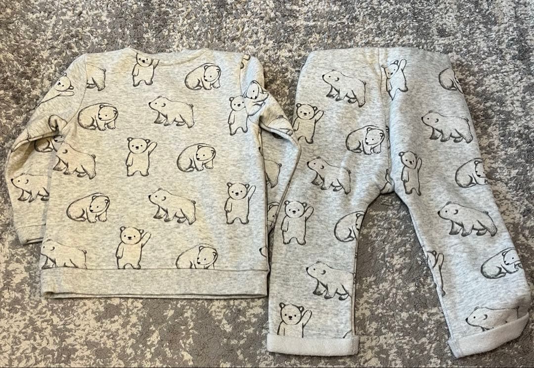 【美品】ホワイトベア　セットアップ　UNIQLO ユニクロ　無印　GU ZARAの写真4枚目