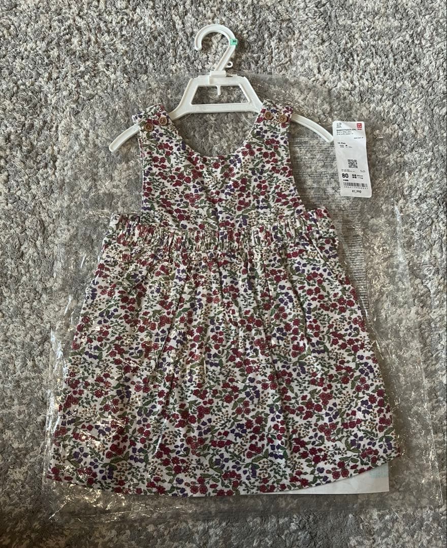 【新品】小花柄ライトフランネルジャンパースカートの写真3枚目
