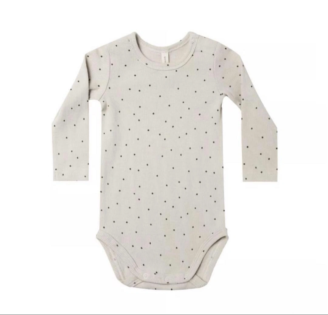【美品】Quincy Mae クインシーメイ ロンパースの写真2枚目