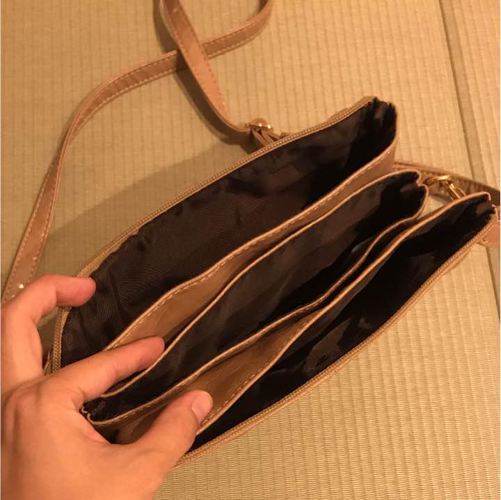 ショルダーバッグの写真2枚目