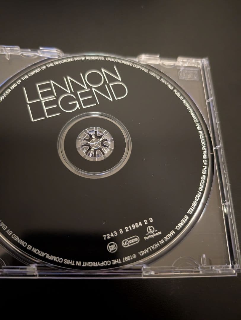 The Very Best Of John Lennonの写真3枚目