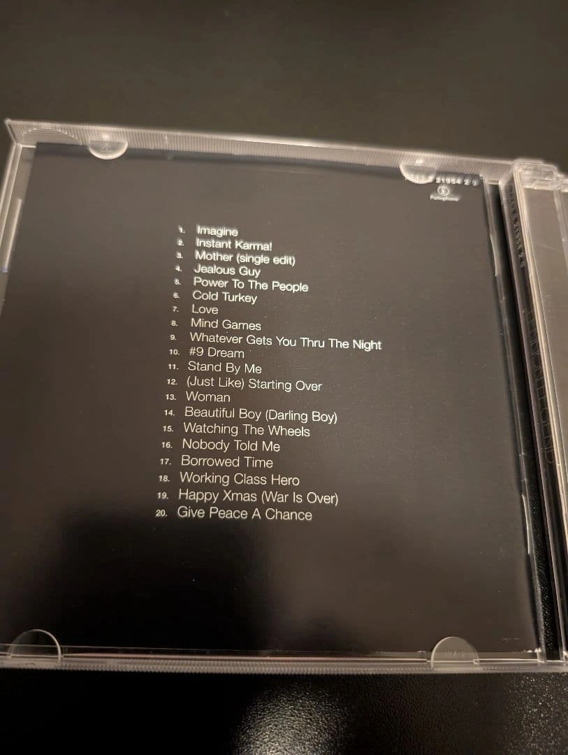 The Very Best Of John Lennonの写真4枚目