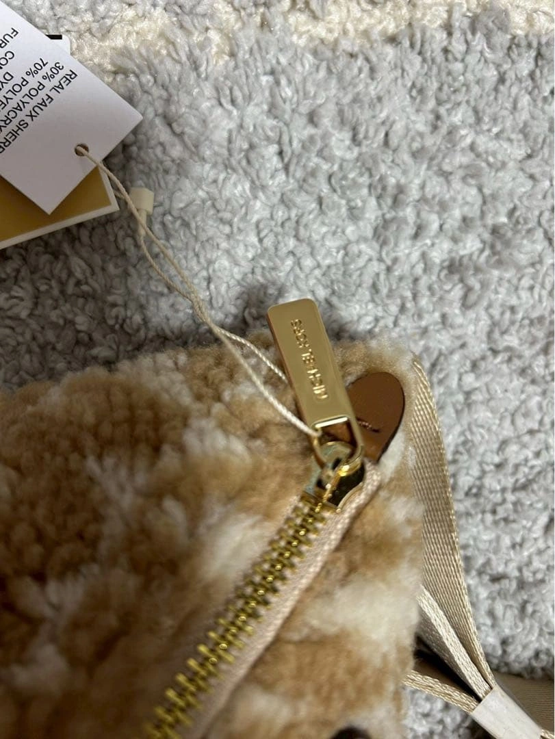 【Michael Kors】 ERINウエストパック クロスボディ ミディアムの写真7枚目