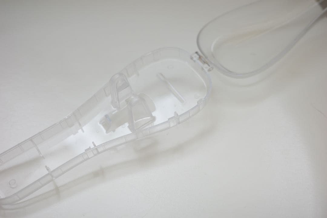 Schick メンズ剃刀 替え刃付き ケース付きの写真3枚目