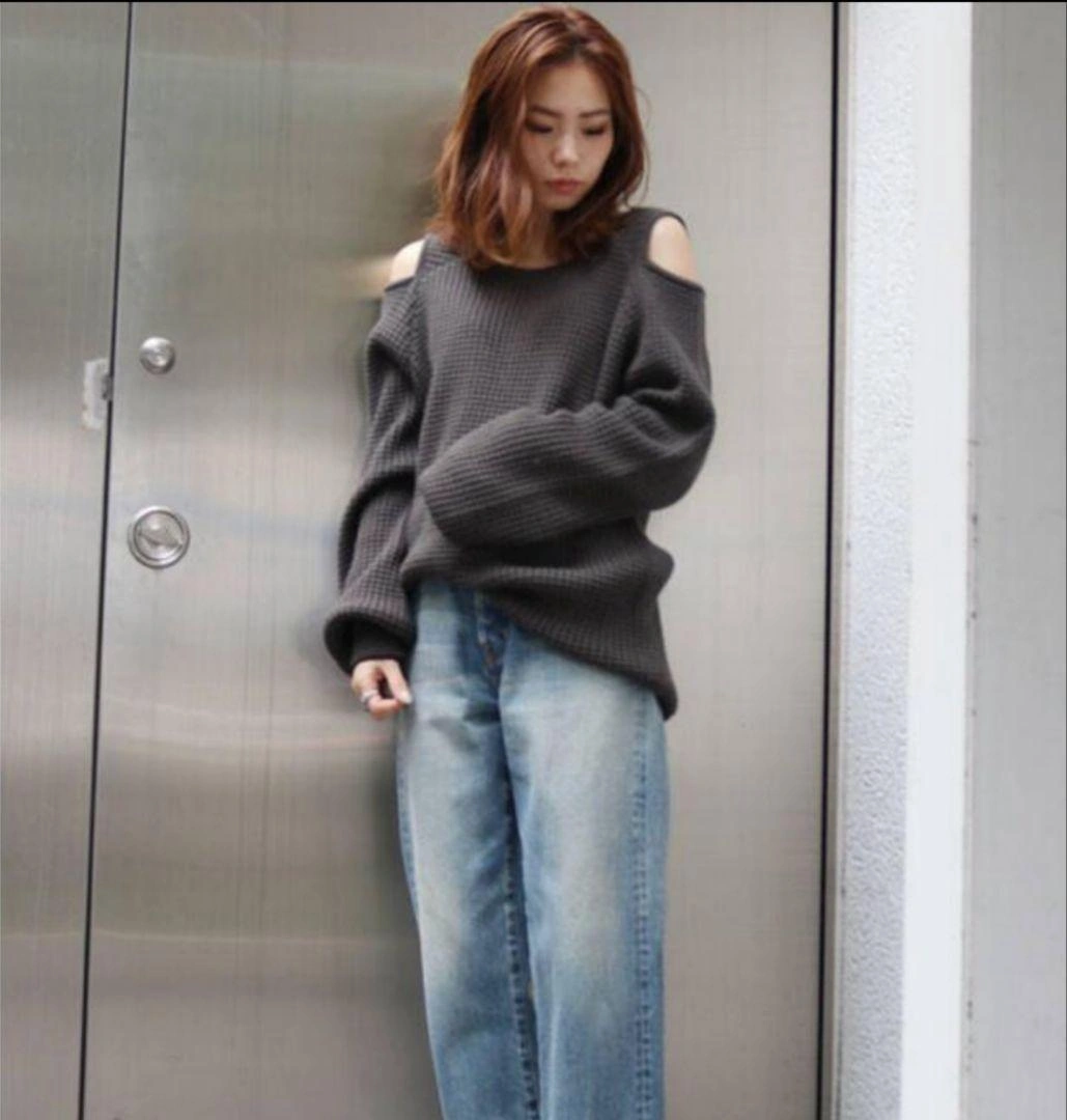【ungrid】 ショルダースリットワッフルニット