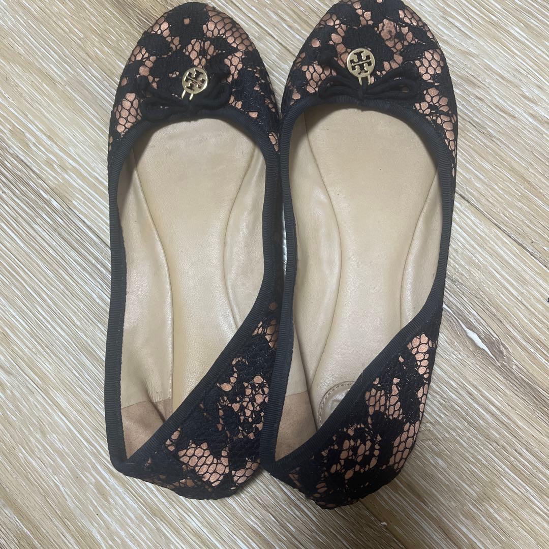 Tory Burch レースフラットシューズ 黒