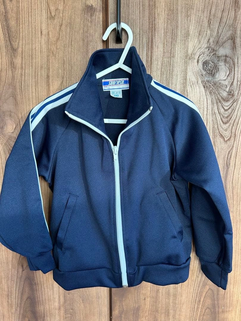 新品 未使用 キッズジャージ sporlesh